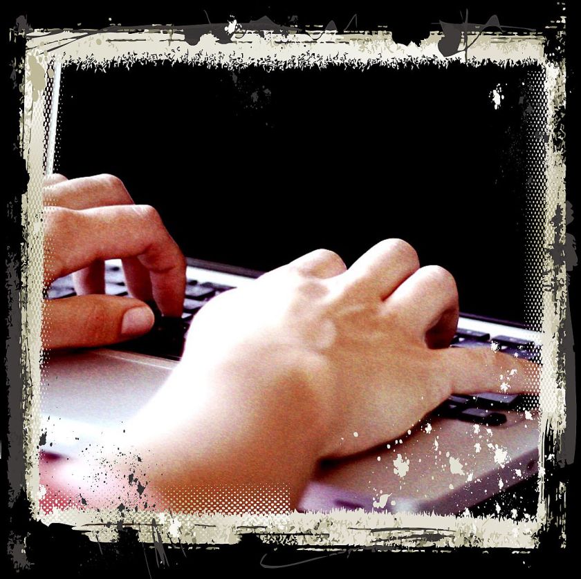 Short story, broken laptop.